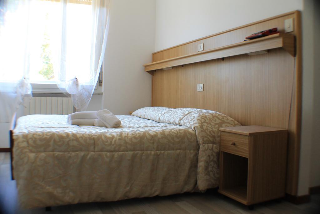 Hotel Ristorante Sole Múggia Kültér fotó