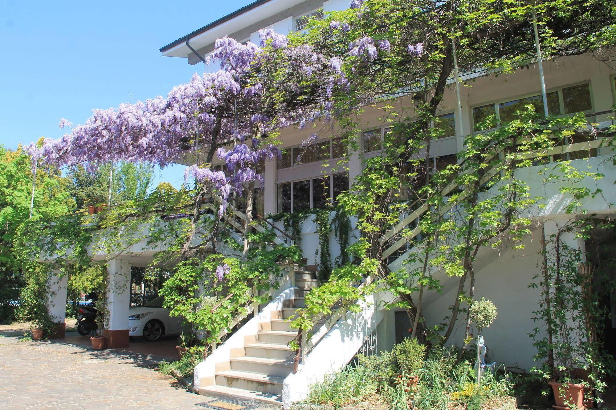 Hotel Ristorante Sole Múggia Kültér fotó